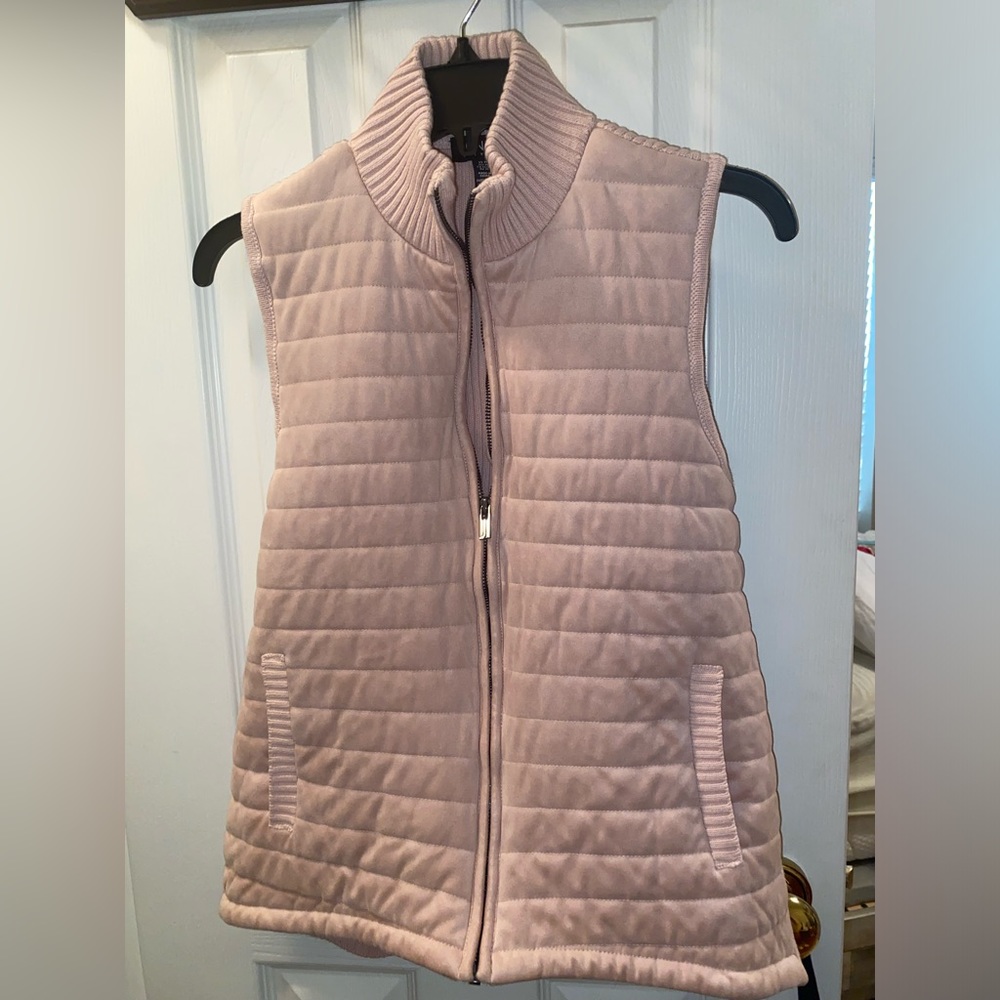 Cute light pink vest